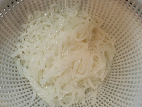 米粉100%麺
